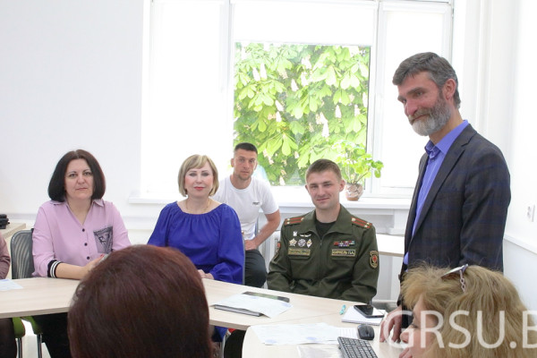 с ВИДЕО сертификаты.00_04_51_10.Still035